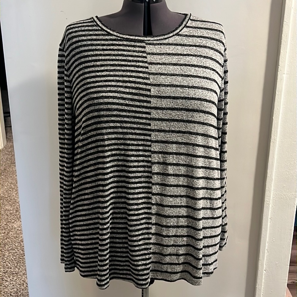 Lane Bryant Super Soft Striped Sweater Size 18/20